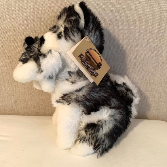 Gray Wolf & Baby Pup Plush Stuffed Animals From Yellowstone - Picture 6 of 13